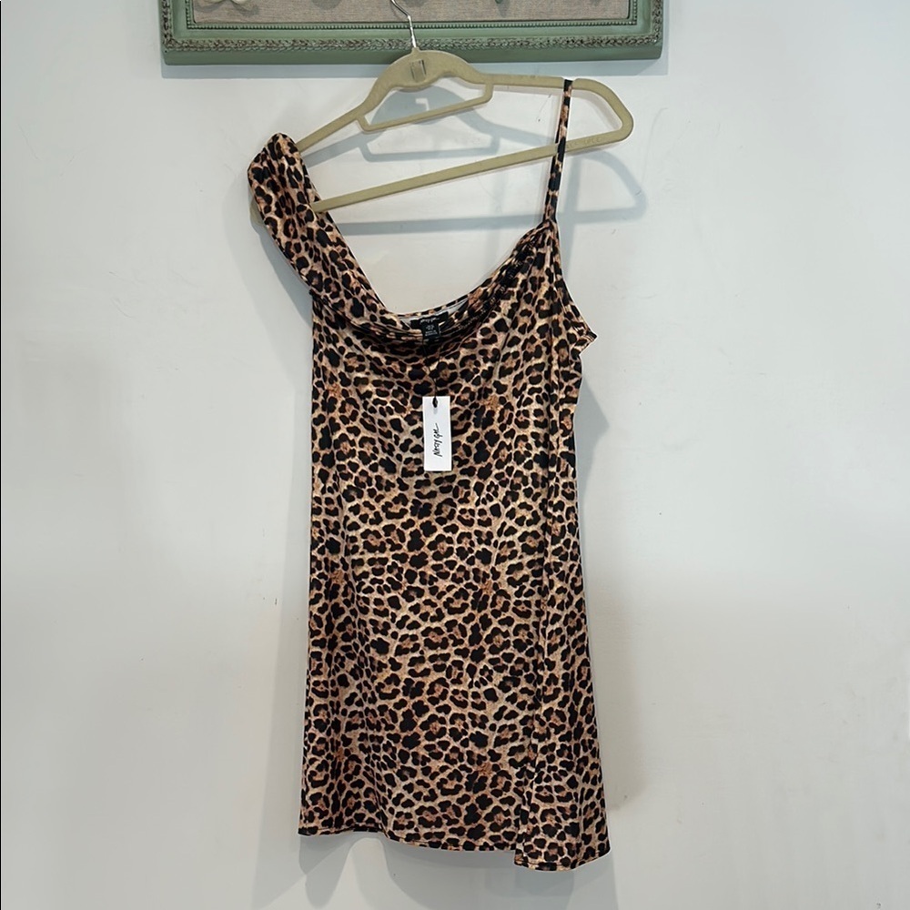 Nasty Gal sexy Leopard Print drape shoulder Mini Dress women’s size 8 new w tags
